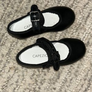Toddler tap shoes